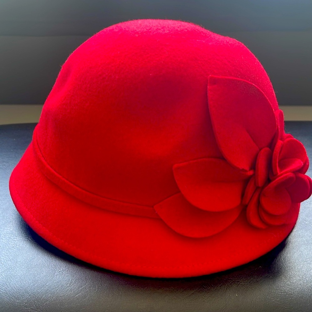 Three-Dimensional Flower Woolen Dome Fishman Buck… - image 1